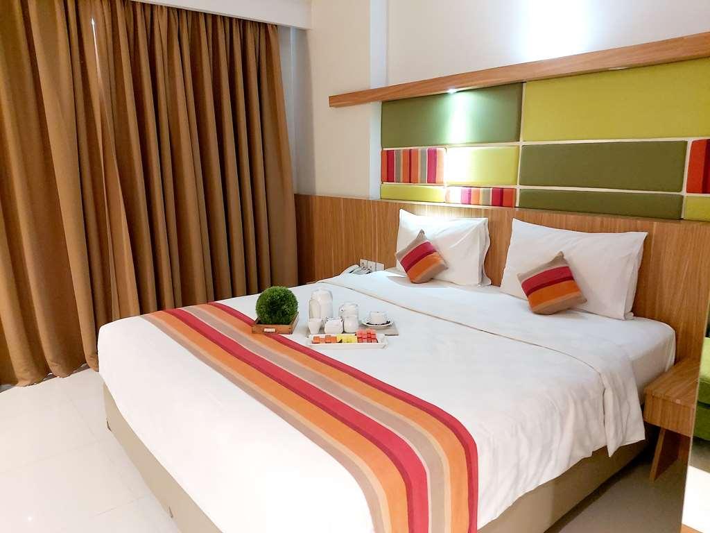 Kyriad Hotel Airport Jakarta Тангеранг Номер фото