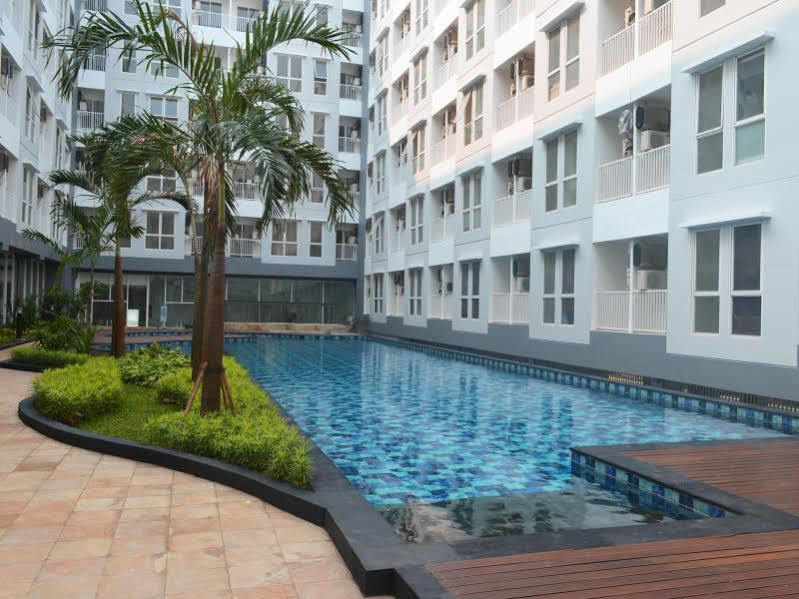 Kyriad Hotel Airport Jakarta Тангеранг Экстерьер фото