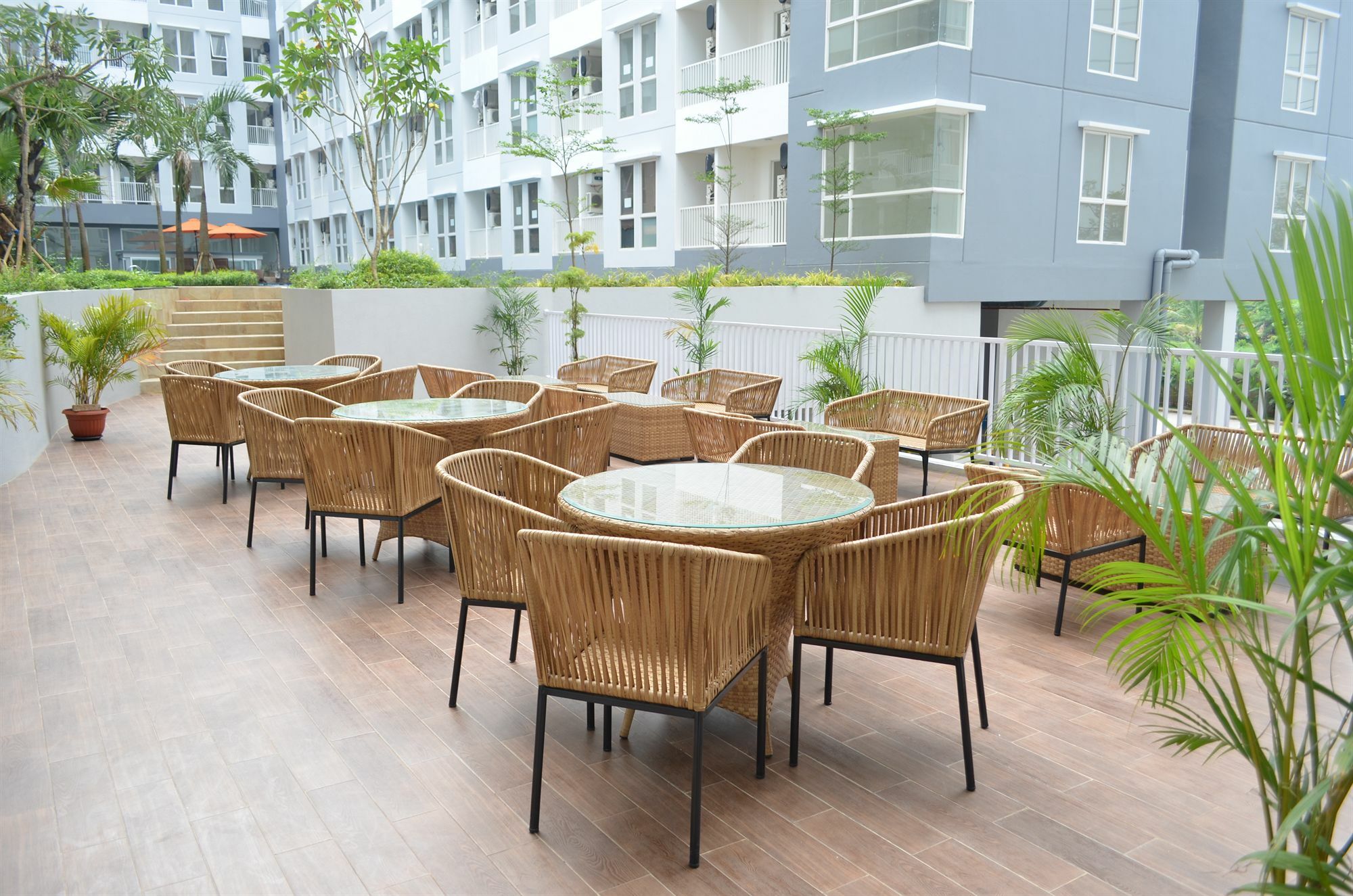 Kyriad Hotel Airport Jakarta Тангеранг Экстерьер фото